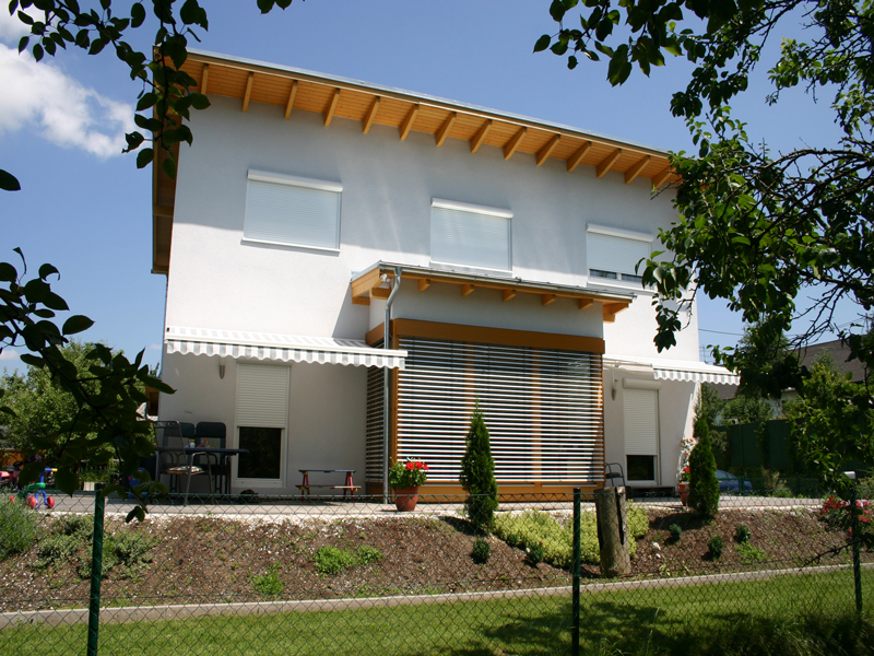 Einfamilienhaus mit der Produktvielfalt von Kosmos Einfamilienhaus mit der Produktvielfalt von Kosmos